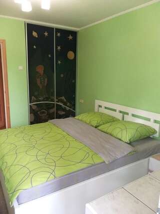 Апартаменты Апартаменты на Стадионной 6 Киев Апартаменты с балконом-24