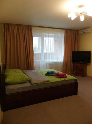 Апартаменты Апартаменты на Стадионной 6 Киев Апартаменты с балконом-3